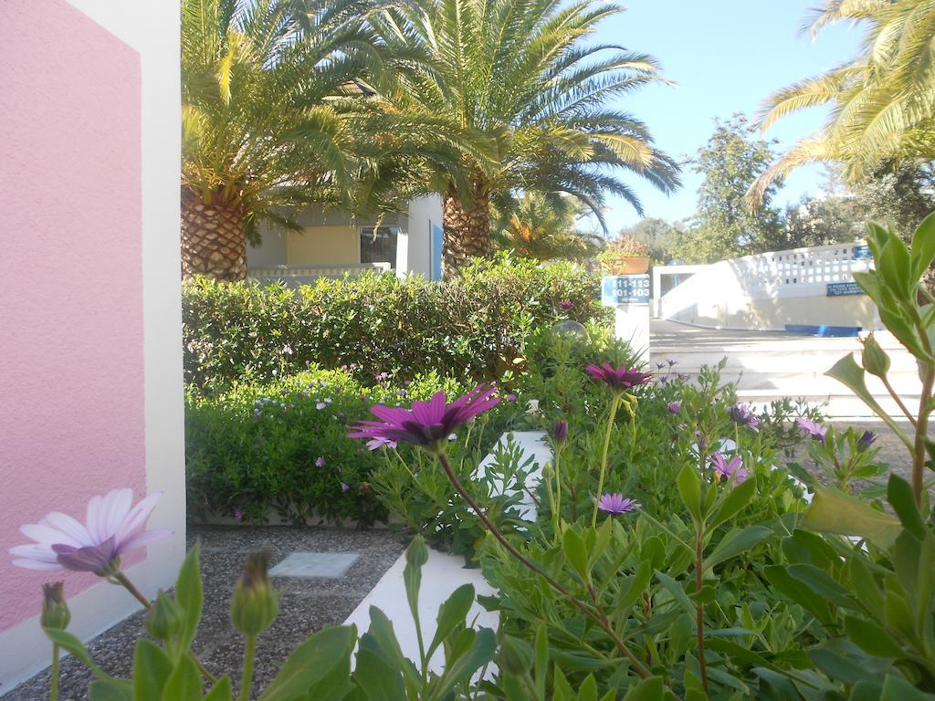 Hotel Margarita Corinth エクステリア 写真