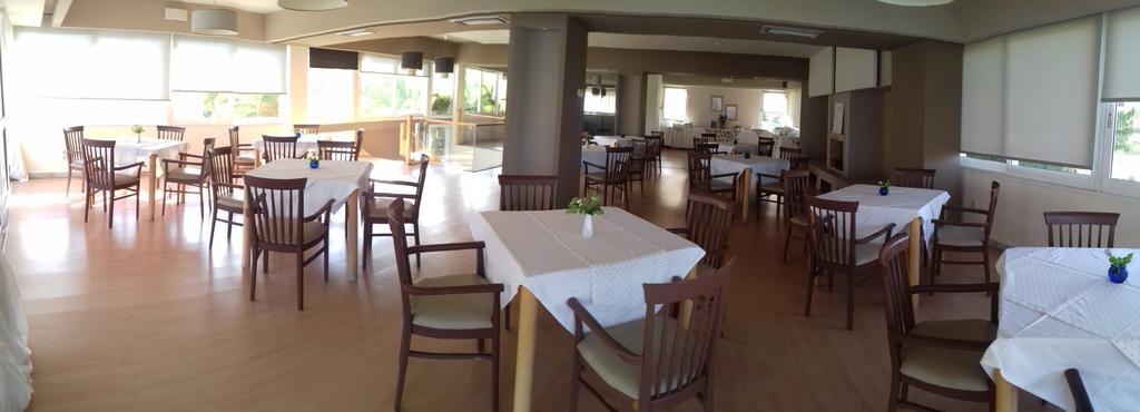 Hotel Margarita Corinth エクステリア 写真